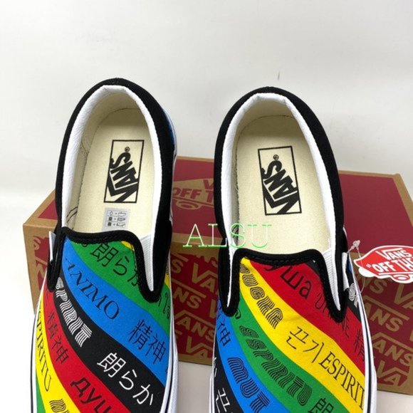 💖MEGA SALE💖VANS Classic Slip On Spirit Multi Canvas Women’s  VN0A4U38WK2 - Picture 5 of 10